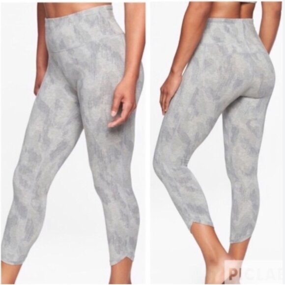 Athleta Sandbar Organic Cotton Be Present Capri Leggings Size Medium - Picture 1 of 11